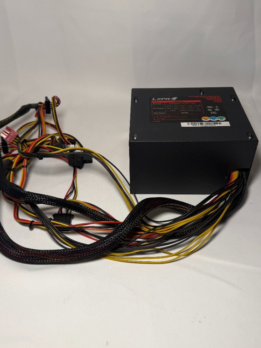Lepa N500-SA 500W Power Supply Computer PC PCIE ATX SATA 6 Pin PCI Express EUC